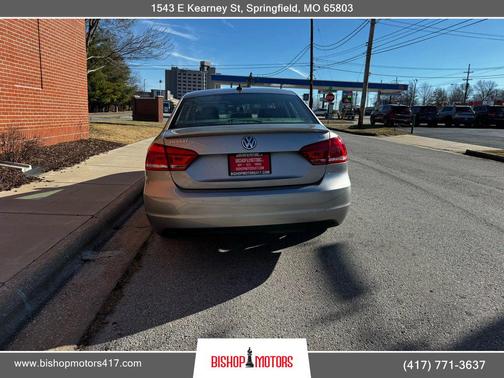 2013 Volkswagen Passat 2.5 SE