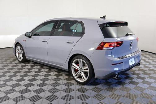 2024 Volkswagen Golf GTI 2.0T SE DSG