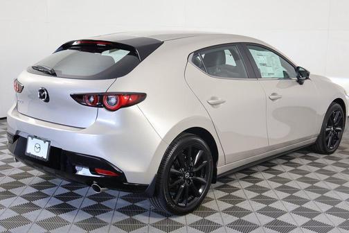 Platinum Quartz Metallic 2026 Mazda Mazda3 2.5 S Select Sport