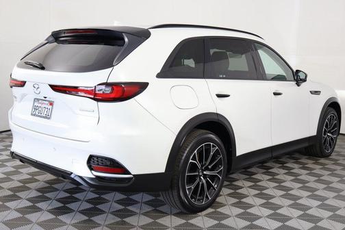 Rhodium White Premium 2025 Mazda CX-70 PHEV Premium Package