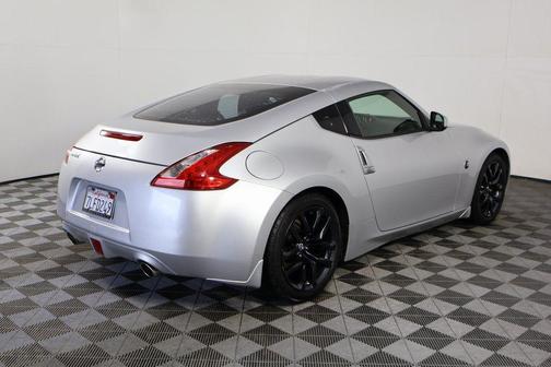 2015 Nissan 370Z Base