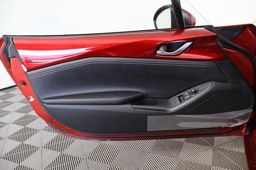 2025 Mazda MX-5 Miata Grand Touring