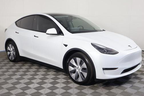 2024 Tesla Model Y Long Range Dual Motor All-Wheel Drive