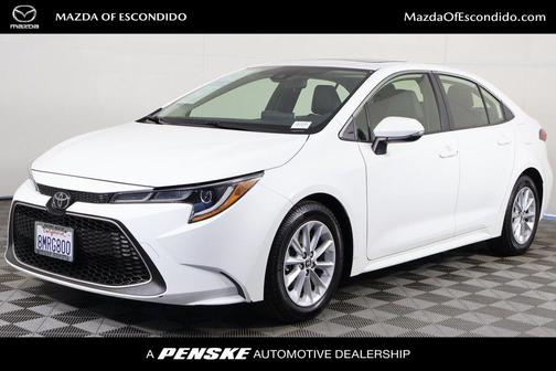 Super White 2020 Toyota Corolla XLE