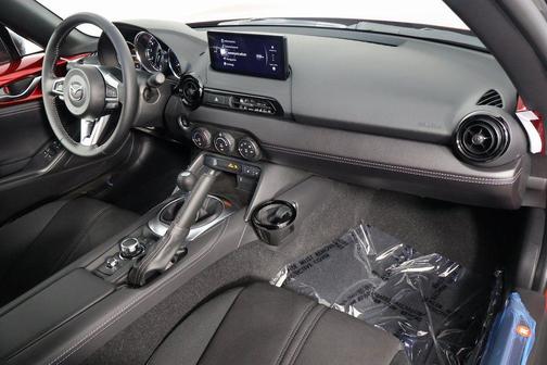 Soul Red Crystal Metallic 2026 Mazda MX-5 Miata Club