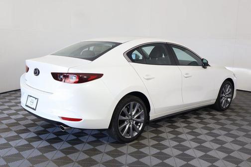 Snowflake White Pearl Mica 2026 Mazda Mazda3 FWD w/Preferred Package