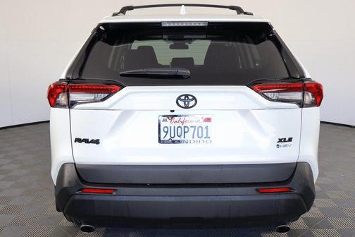 2025 Toyota RAV4 Hybrid XLE Premium