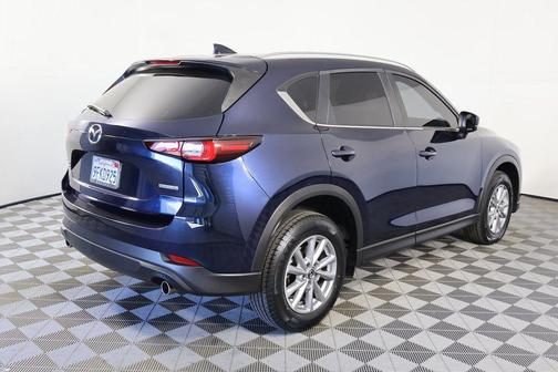 2023 Mazda CX-5 2.5 S Preferred Package