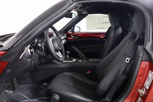 2025 Mazda MX-5 Miata Grand Touring