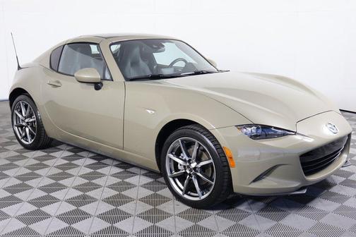 2023 Mazda MX-5 Miata RF Grand Touring
