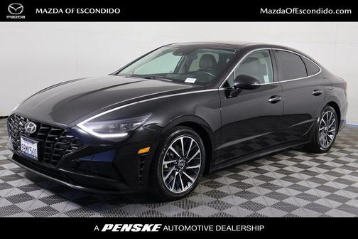 Phantom Black 2022 Hyundai SONATA Limited