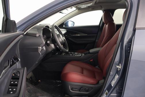 Polymetal Gray Metallic 2026 Mazda CX-30 2.5 S Carbon Edition