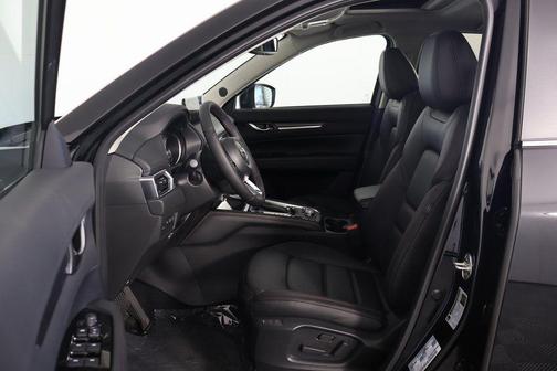 2025 Mazda CX-5 Carbon Edition