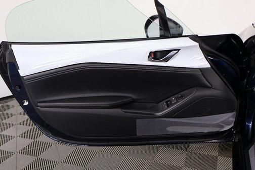 2025 Mazda MX-5 Miata Club