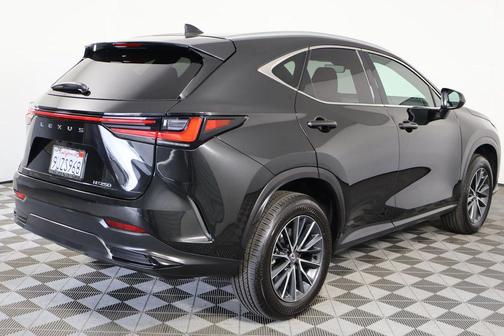 2025 Lexus NX 250 Base