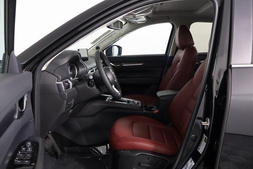 2025 Mazda CX-5 Carbon Edition