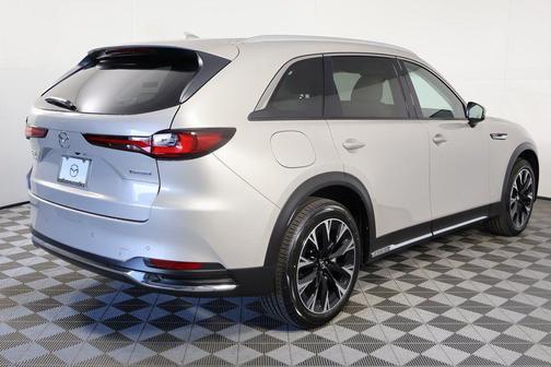 2026 Mazda CX-90 PHEV Premium Plus