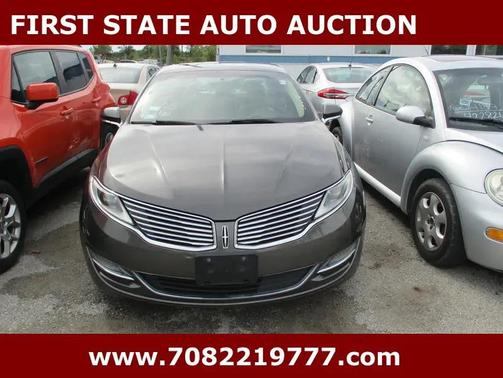 Gray 2015 Lincoln MKZ Base