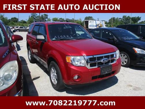 Sangria Red Metallic 2011 Ford Escape XLT
