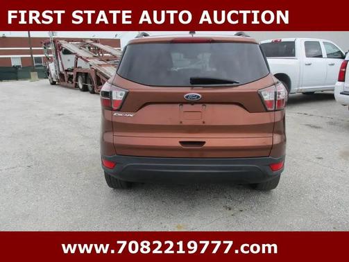 BEREGENDY 2017 Ford Escape S
