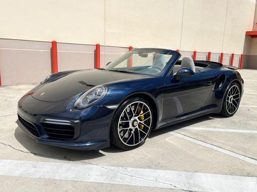 2018 Porsche 911 Turbo S