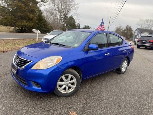 Blue Onyx 2014 Nissan Versa 4dr Sdn CVT 1.6 SV