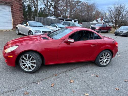 Firemist Red Metallic 2005 Mercedes-Benz SLK-Class Roadster 3.5L