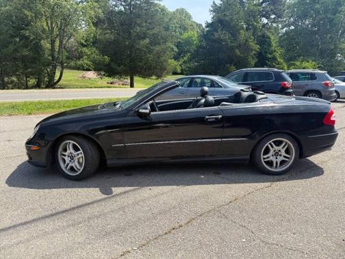 Black 2004 Mercedes-Benz CLK-Class 2dr Cabriolet AMG