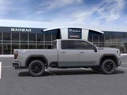 2025 GMC Sierra 2500 AT4