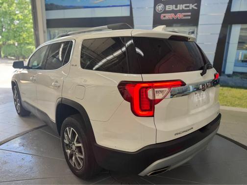 2020 GMC Acadia SLE