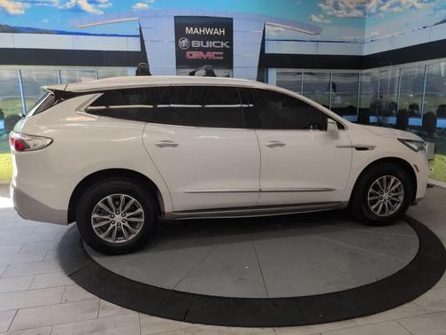 2022 Buick Enclave Premium
