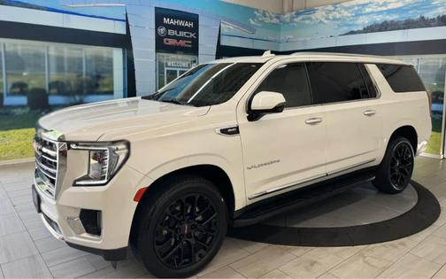 2022 GMC Yukon XL SLT