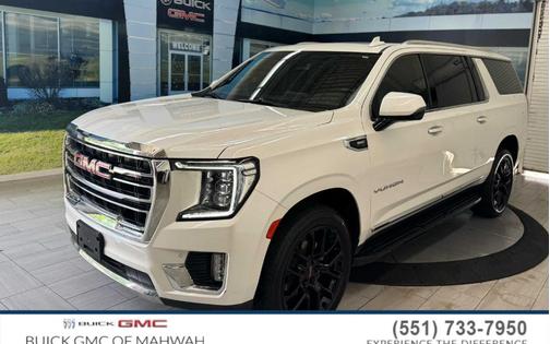2022 GMC Yukon XL SLT