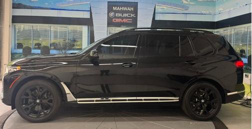 2022 BMW X7 xDrive40i
