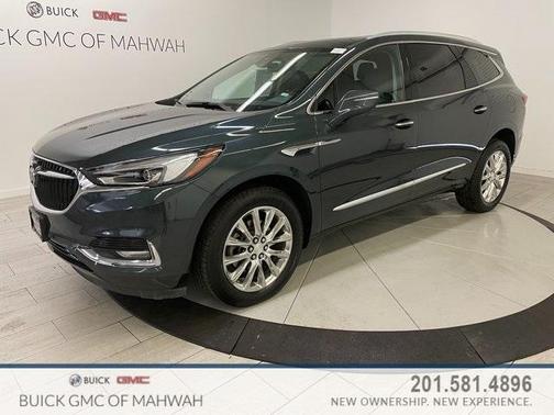 Photo 1 of 32 of 2018 Buick Enclave Premium