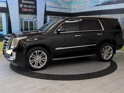 2020 Cadillac Escalade Luxury