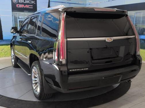 2020 Cadillac Escalade Luxury