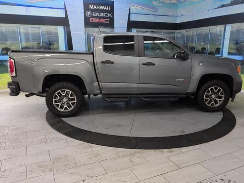 2022 GMC Canyon AT4
