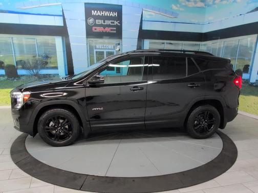 2022 GMC Terrain AT4