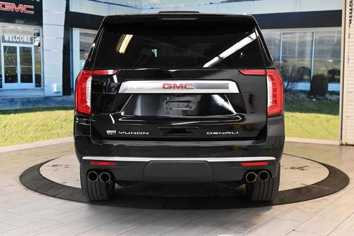 2023 GMC Yukon XL Denali
