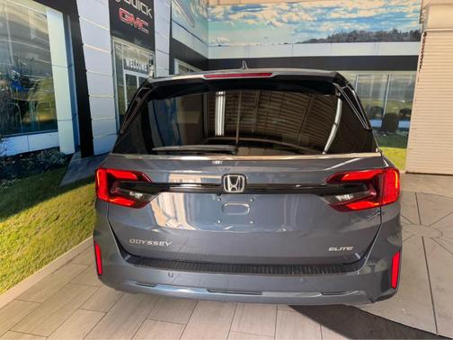 2025 Honda Odyssey Elite