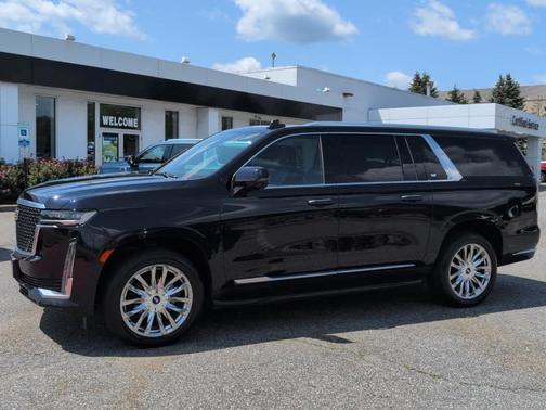 2022 Cadillac Escalade ESV Premium Luxury