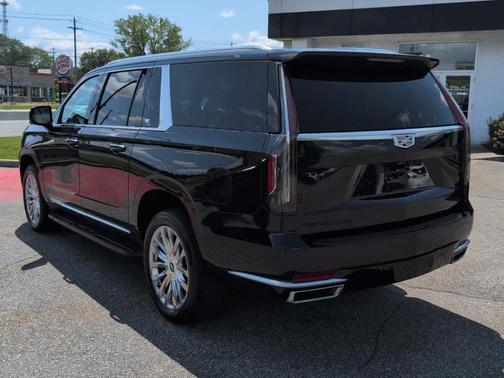 2022 Cadillac Escalade ESV Premium Luxury