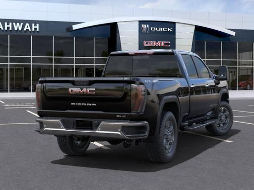 2025 GMC Sierra 2500 SLT