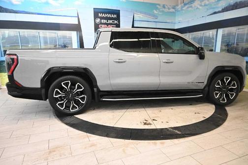 2025 GMC Sierra EV Denali