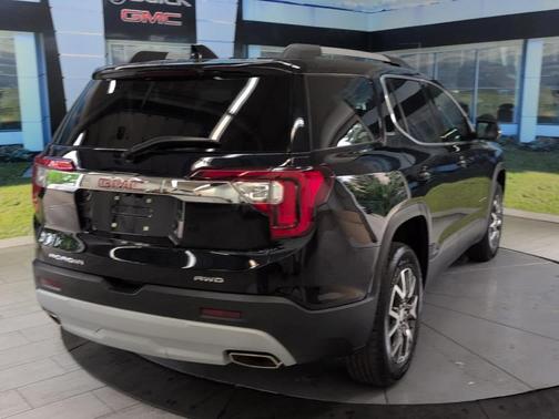 2022 GMC Acadia SLE