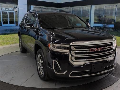 2022 GMC Acadia SLE