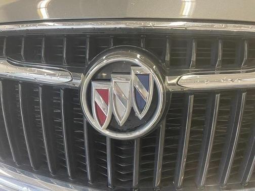Photo 3 of 27 of 2019 Buick Enclave Essence