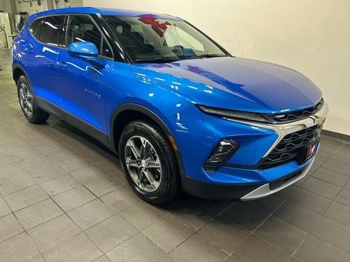 Riptide Blue Metallic 2025 Chevrolet Blazer 2LT