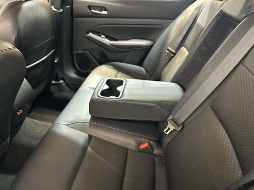 Brilliant Silver Metallic 2023 Nissan Altima SR FWD
